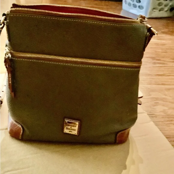 Dooney & Bourke Elephant Gray Crossbody Bag - Picture 1 of 2